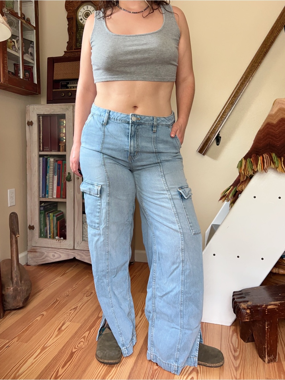 Time & Tru Light Wash Wide Leg Cargo Jeans Ankle Slit Skater Denim Pants Size 10 - Picture 2 of 9
